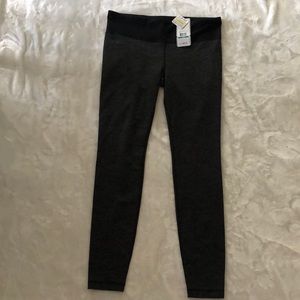 Under Armor Leggings - NWT‼️